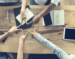 7 reasons to join Rocketseed's email signatures partner program 7 Star Partner Program - Rocketseed